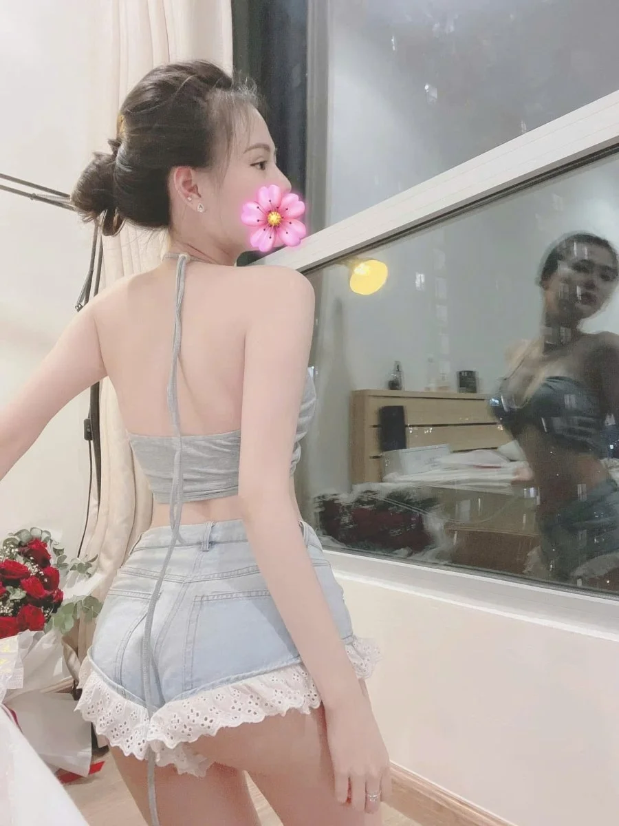 MEITU_20260813_235906853.webp